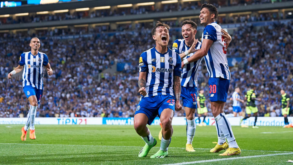 里程碑夜！波尔图战术微调，欧联今晨刷纪录，悬念犹存，球探报告显示潜力的简单介绍九游娱乐入口官网