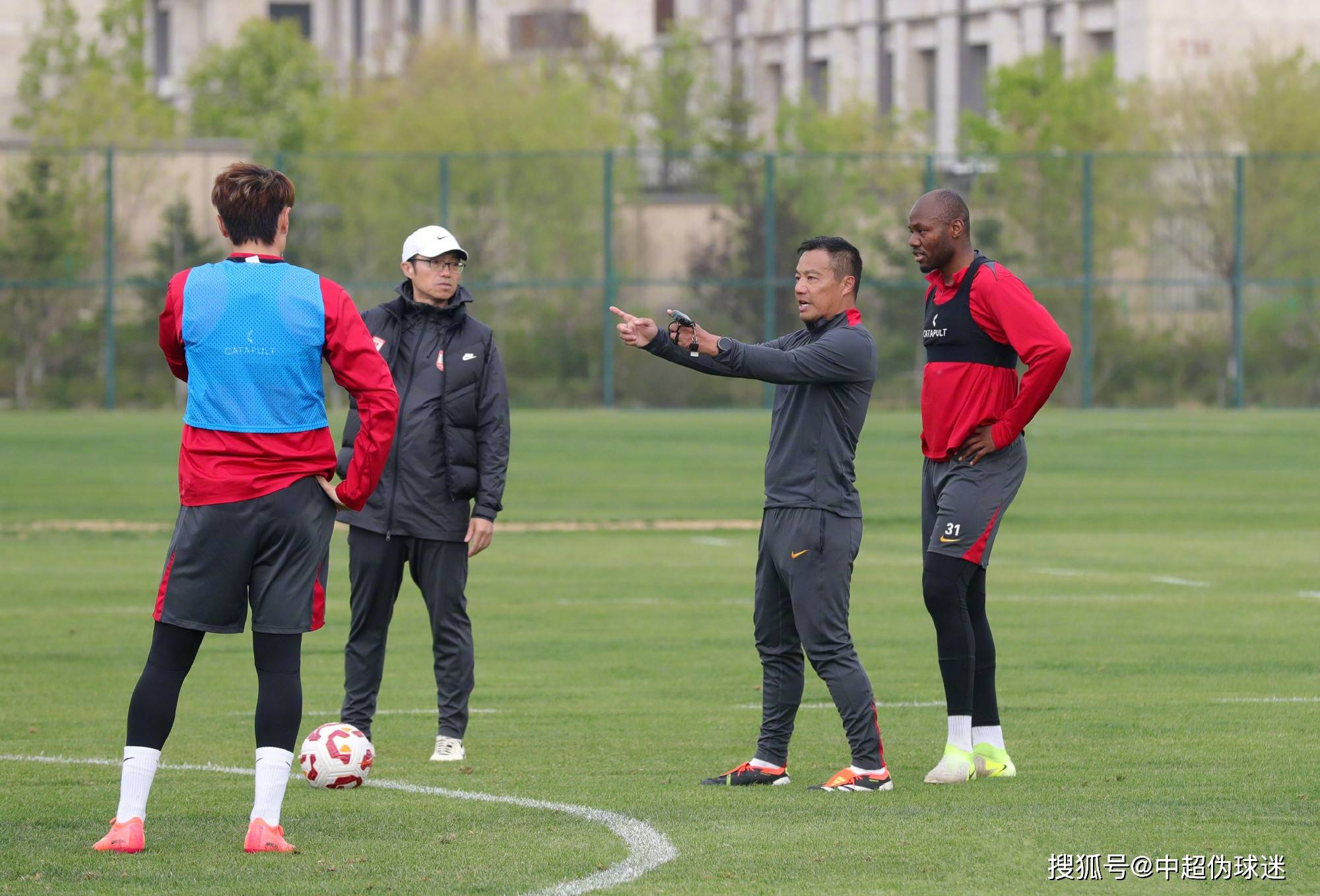 赛后中超传出新动向，广州队内部沟通，管理层表态——目标明确，赛季目标并未改变的简单介绍九游娱乐入口官网