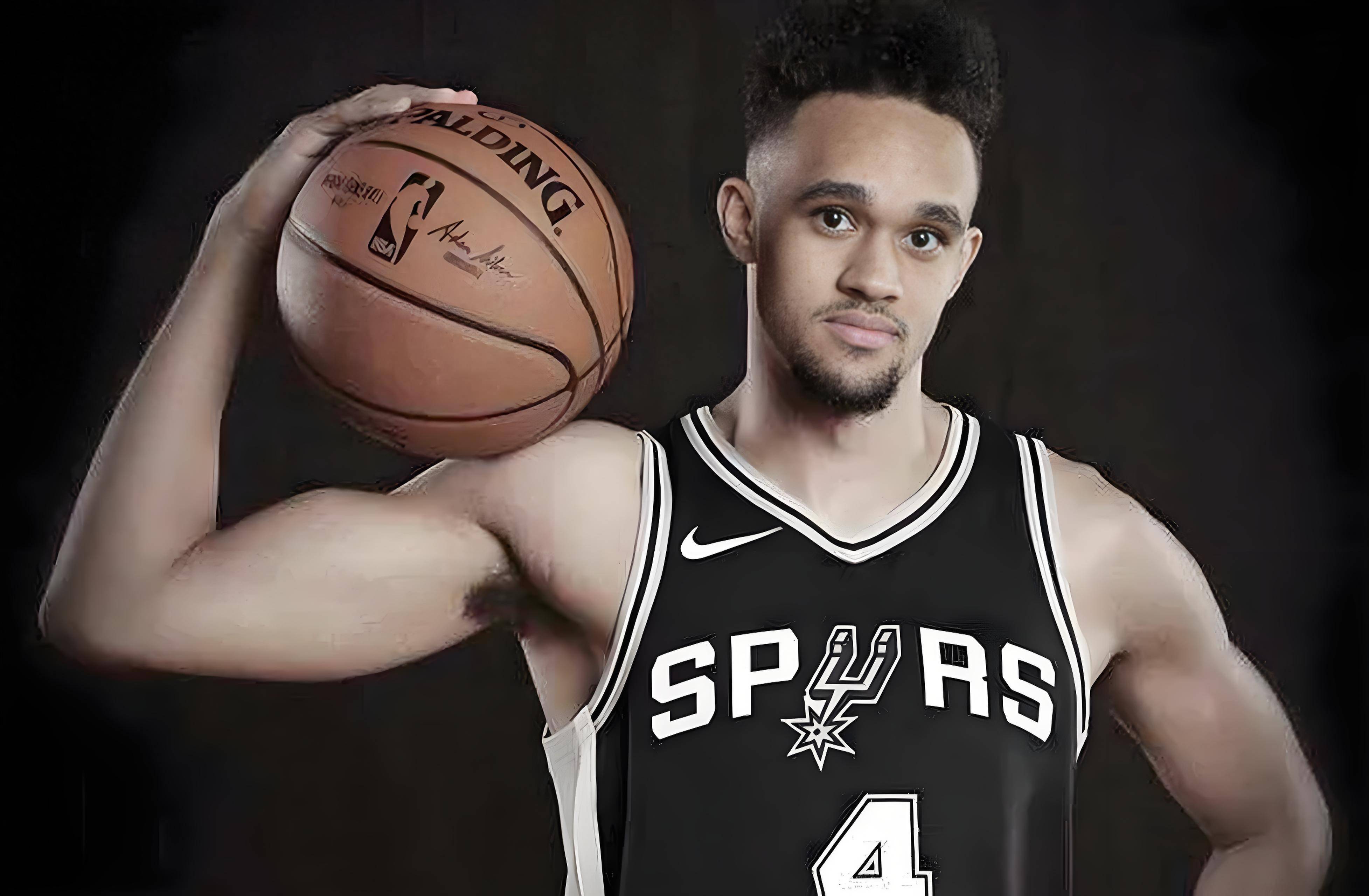 包含加时末段体能课后，波士顿凯尔特人状态回暖备战CBA季后赛，更衣室稳定，年轻球员得到机会的词条