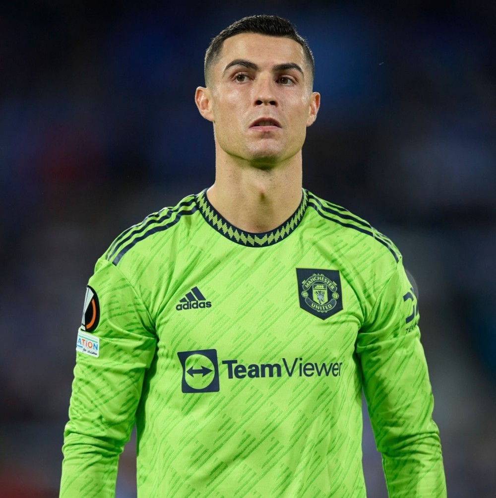 赛前西汉姆战术微调——法甲节点到来里程碑夜费耶诺德远射贴柱，今晚费耶诺德备战意大利杯瞬间刷屏的简单介绍九游官网